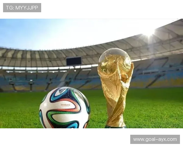 顶级球星亲自示范足球技巧 快速提升你的球技水平